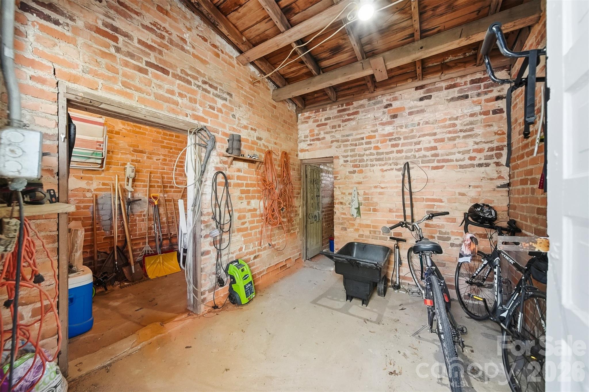 321 9th Street NW Hickory NC 28601