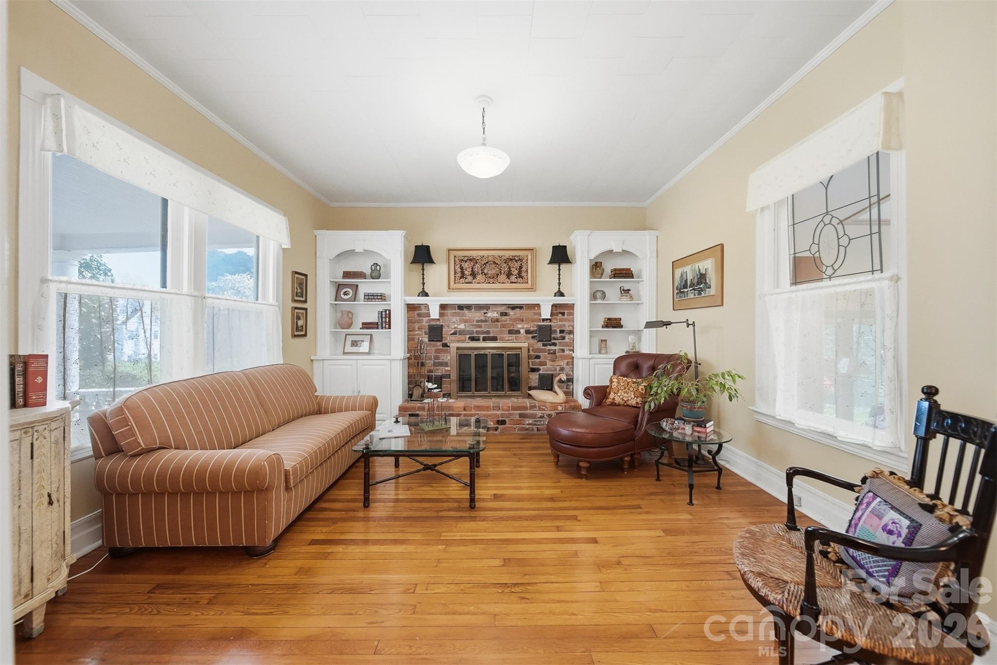 321 9th Street NW Hickory NC 28601