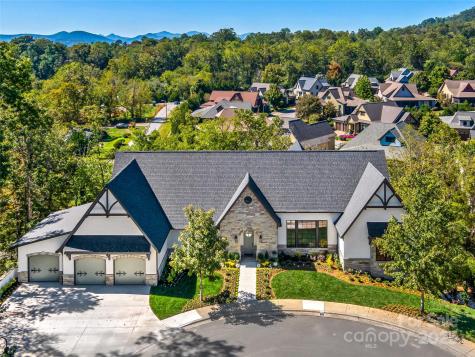 21 Evian Court Asheville NC 28804