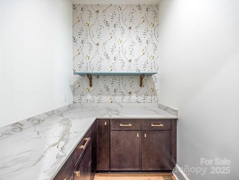 21 Evian Court Asheville NC 28804