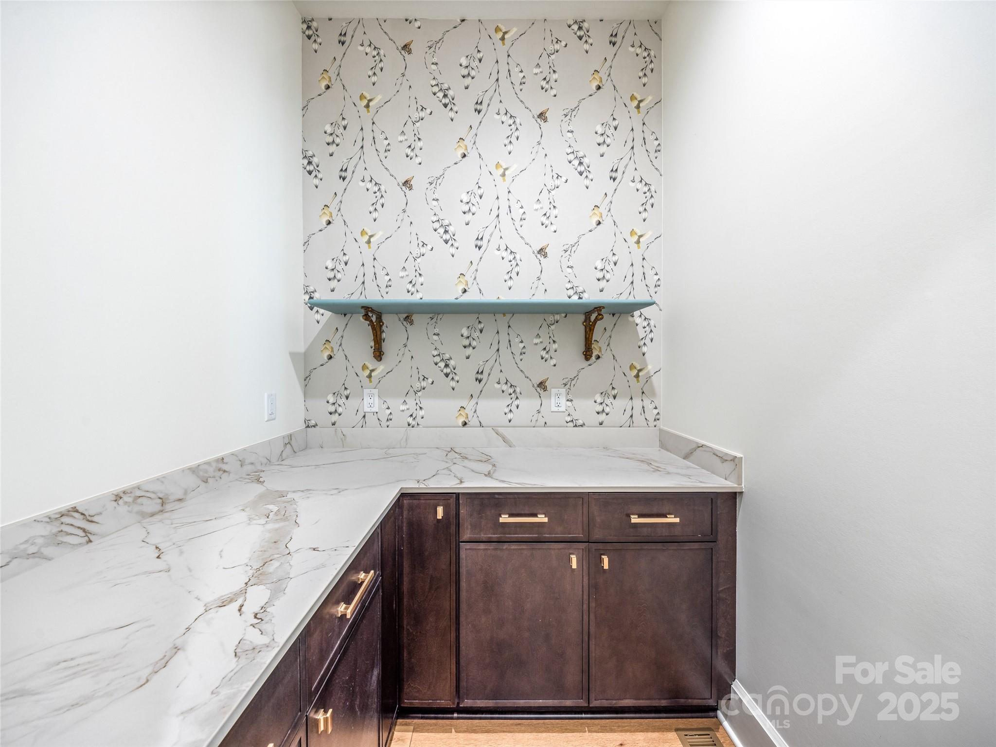 21 Evian Court Asheville NC 28804