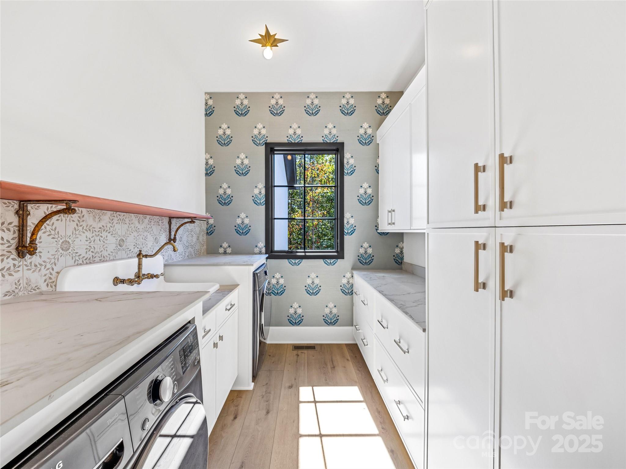 21 Evian Court Asheville NC 28804