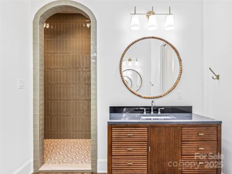 21 Evian Court Asheville NC 28804