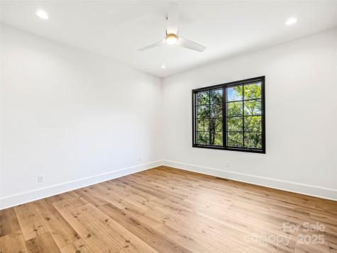 21 Evian Court Asheville NC 28804