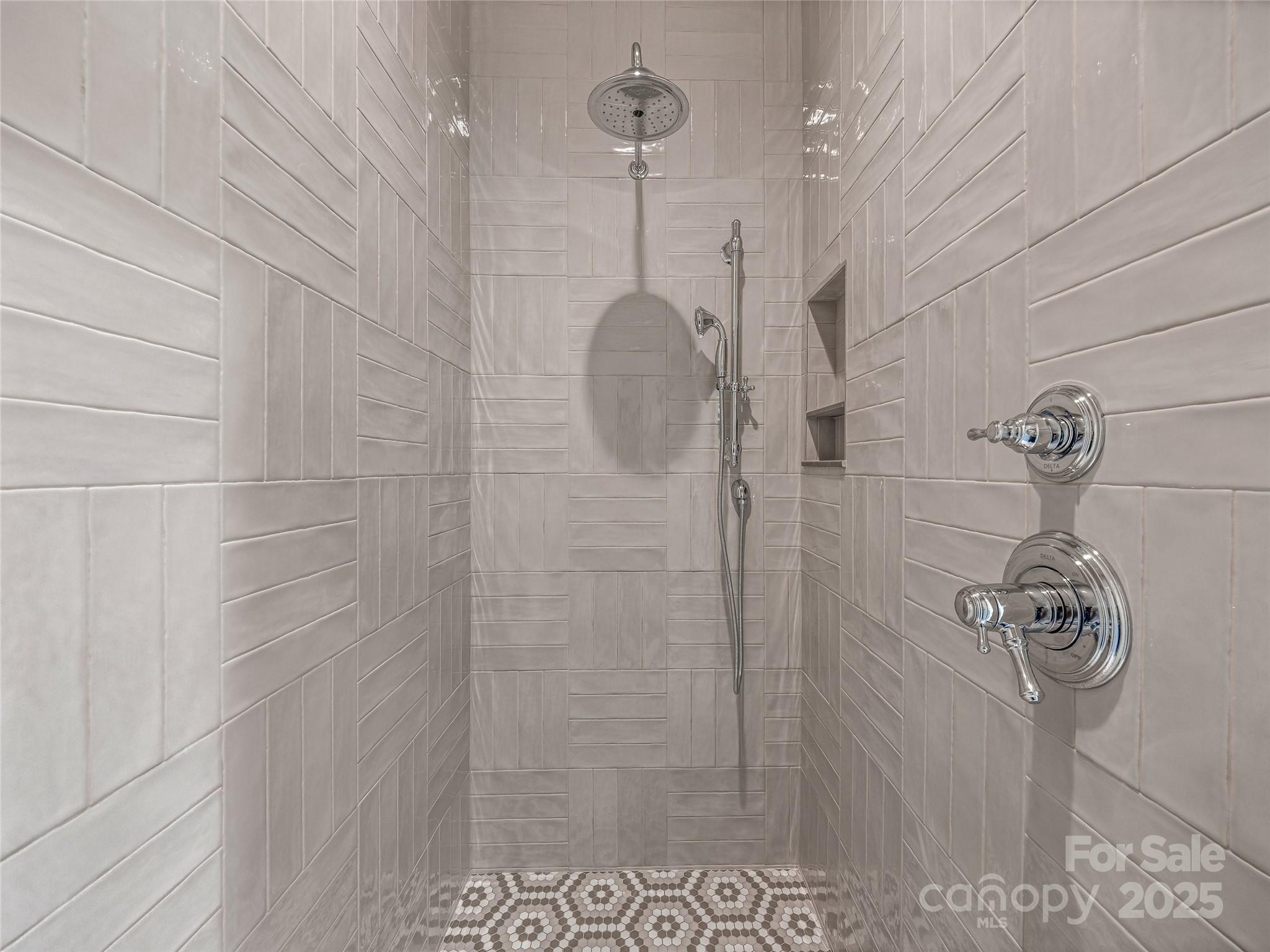 21 Evian Court Asheville NC 28804