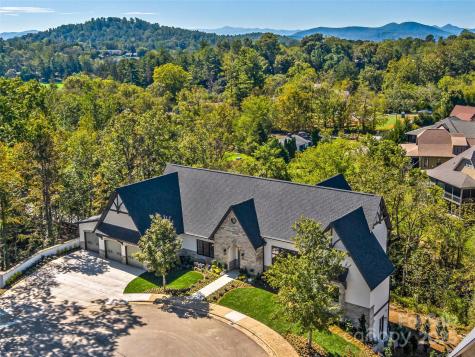 21 Evian Court Asheville NC 28804
