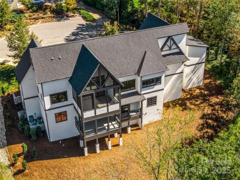 21 Evian Court Asheville NC 28804