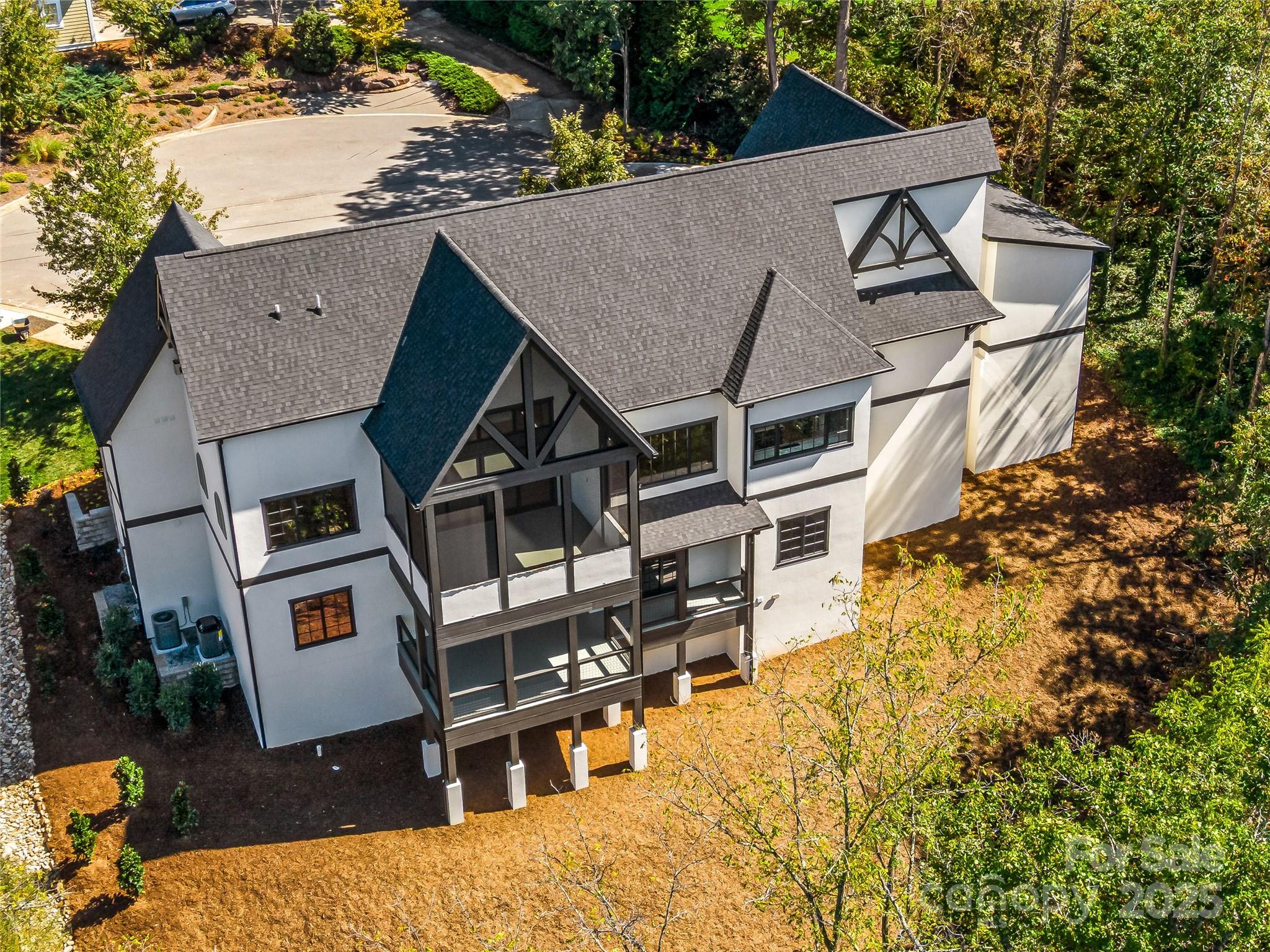 21 Evian Court Asheville NC 28804