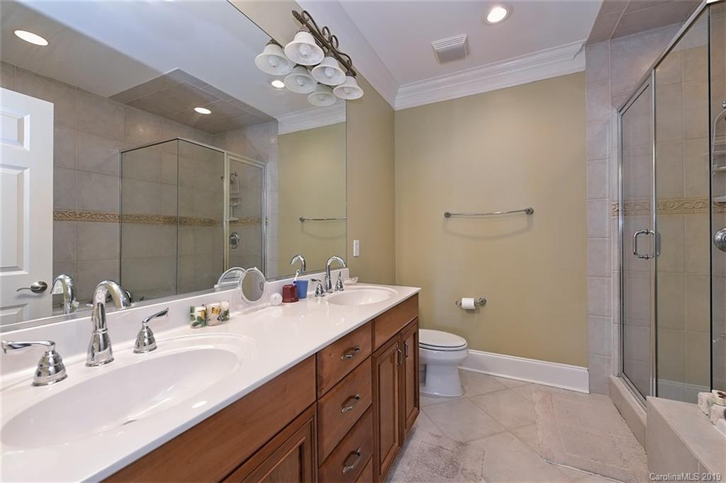 6423 Wakehurst Road Charlotte NC 28226