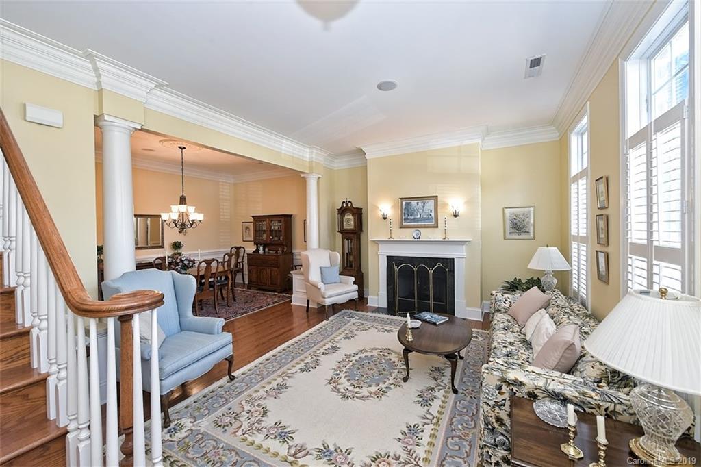 6423 Wakehurst Road Charlotte NC 28226
