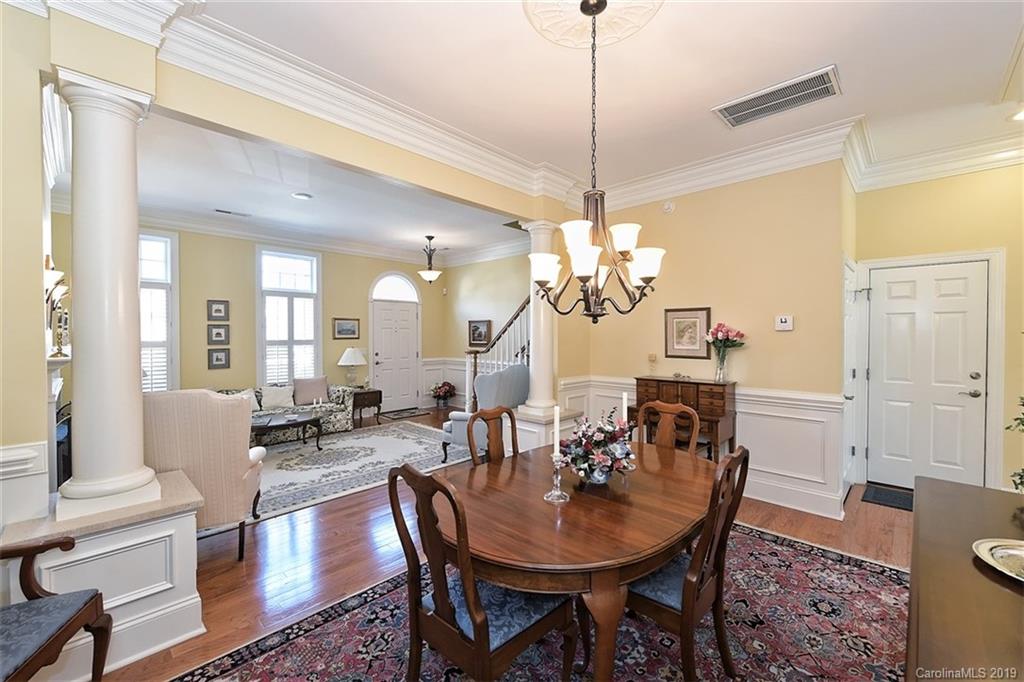 6423 Wakehurst Road Charlotte NC 28226