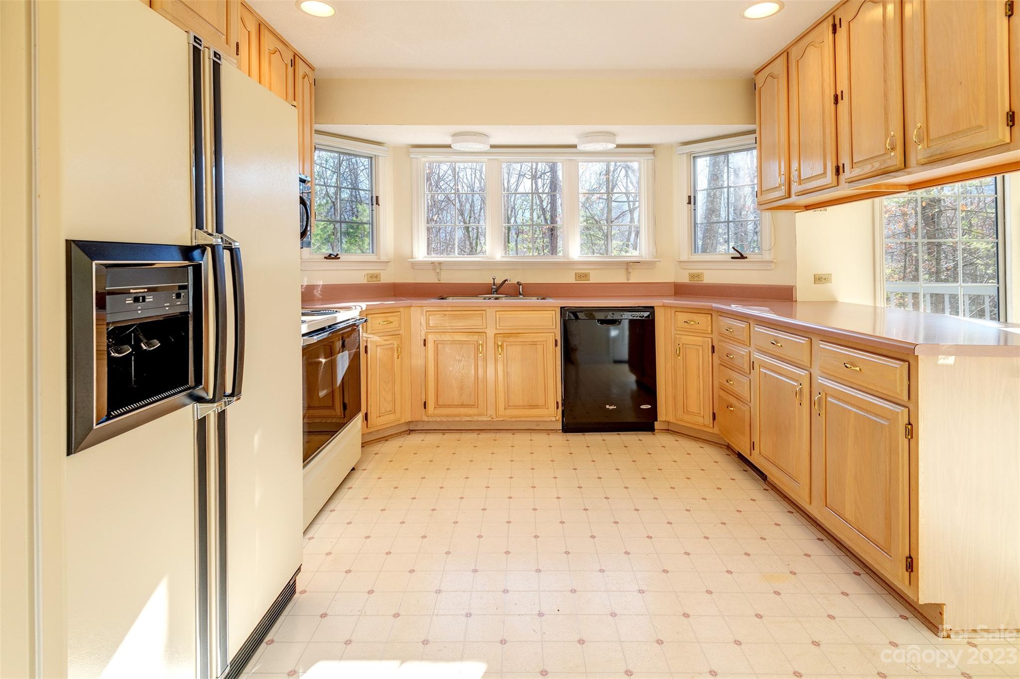 167 Skyview Circle Asheville NC 28804