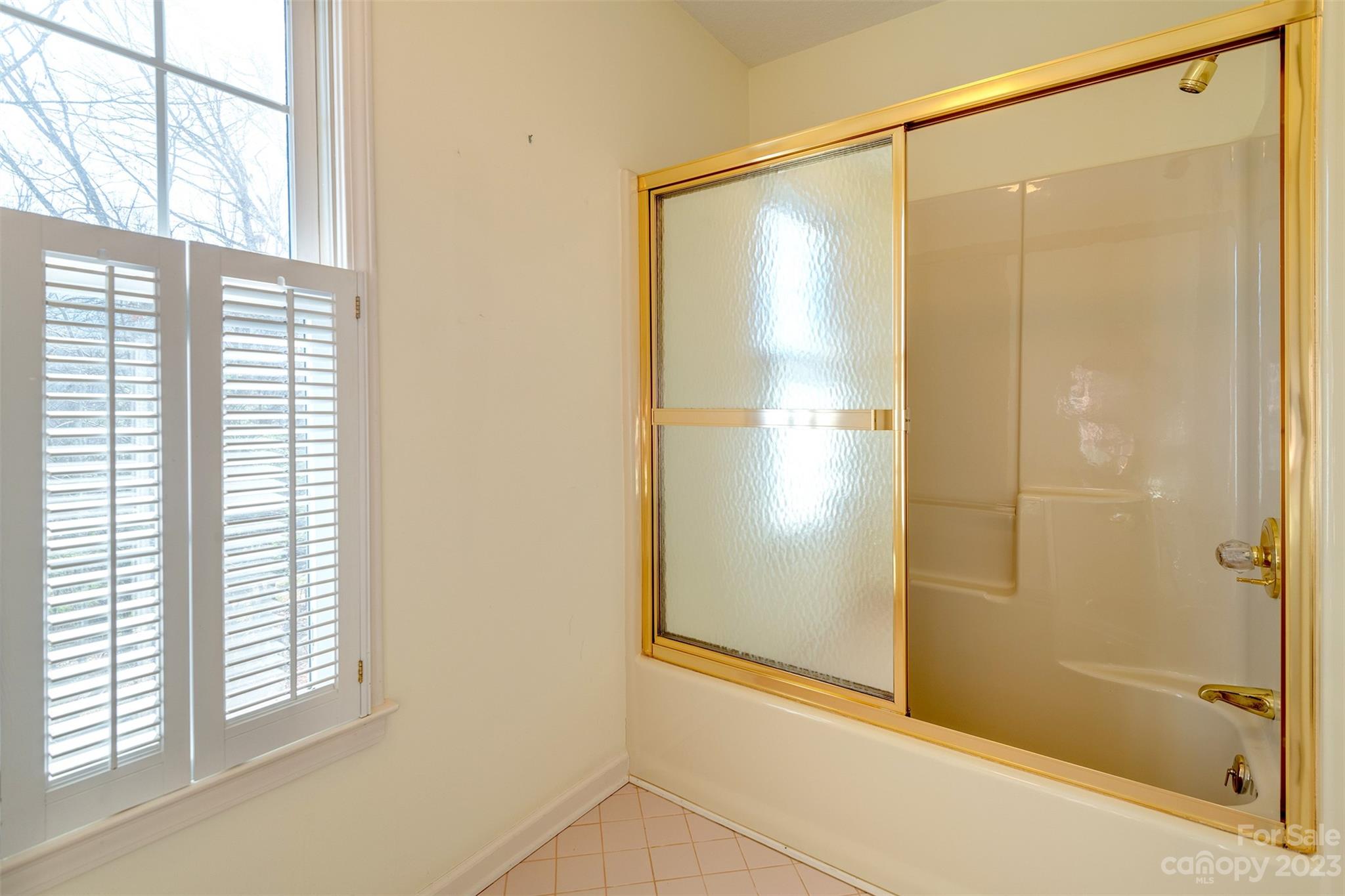 167 Skyview Circle Asheville NC 28804