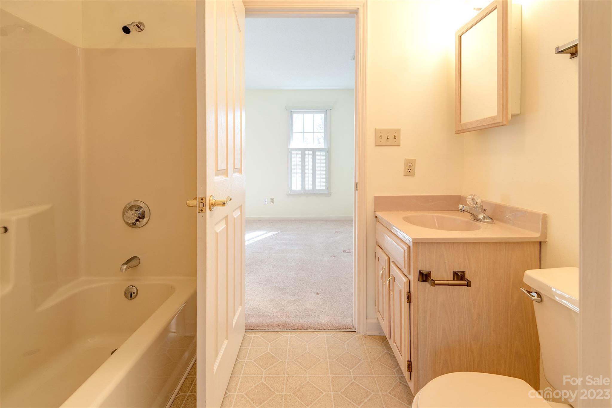 167 Skyview Circle Asheville NC 28804