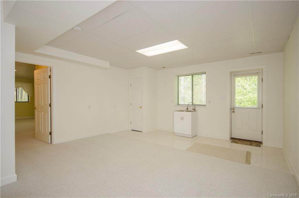 37 New Cross North Asheville NC 28805