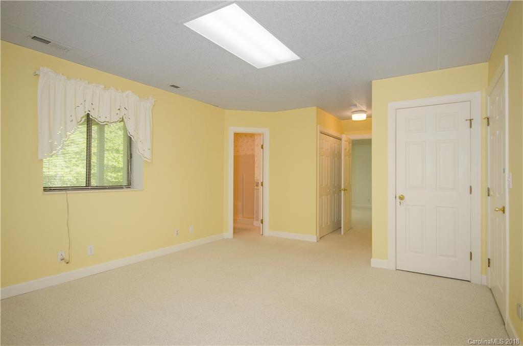 37 New Cross North Asheville NC 28805
