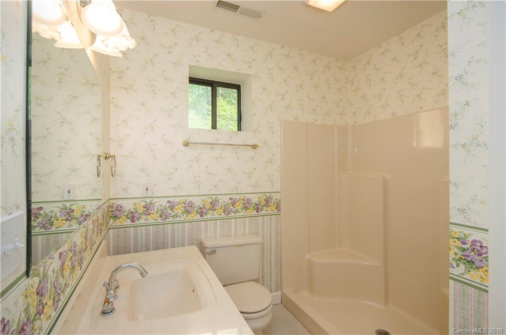 37 New Cross North Asheville NC 28805