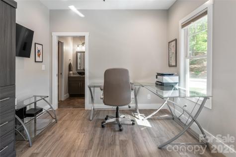 46 Nuthatch Court Fairview NC 28730