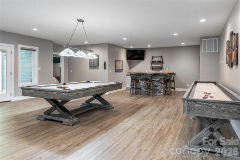 46 Nuthatch Court Fairview NC 28730