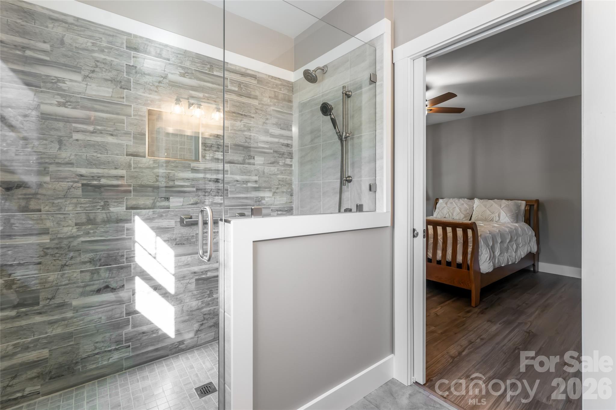 46 Nuthatch Court Fairview NC 28730