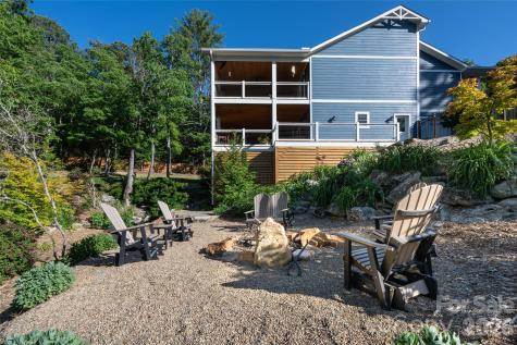 46 Nuthatch Court Fairview NC 28730