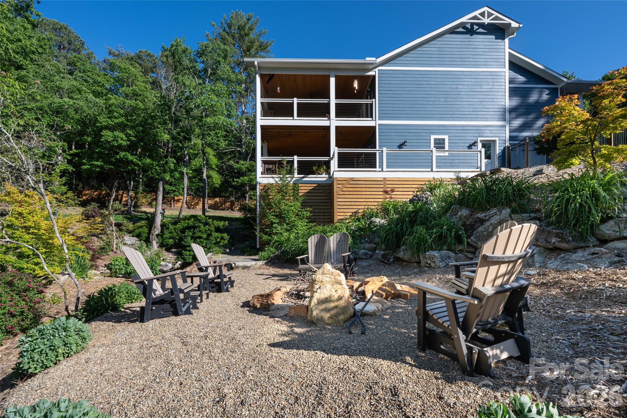 46 Nuthatch Court Fairview NC 28730
