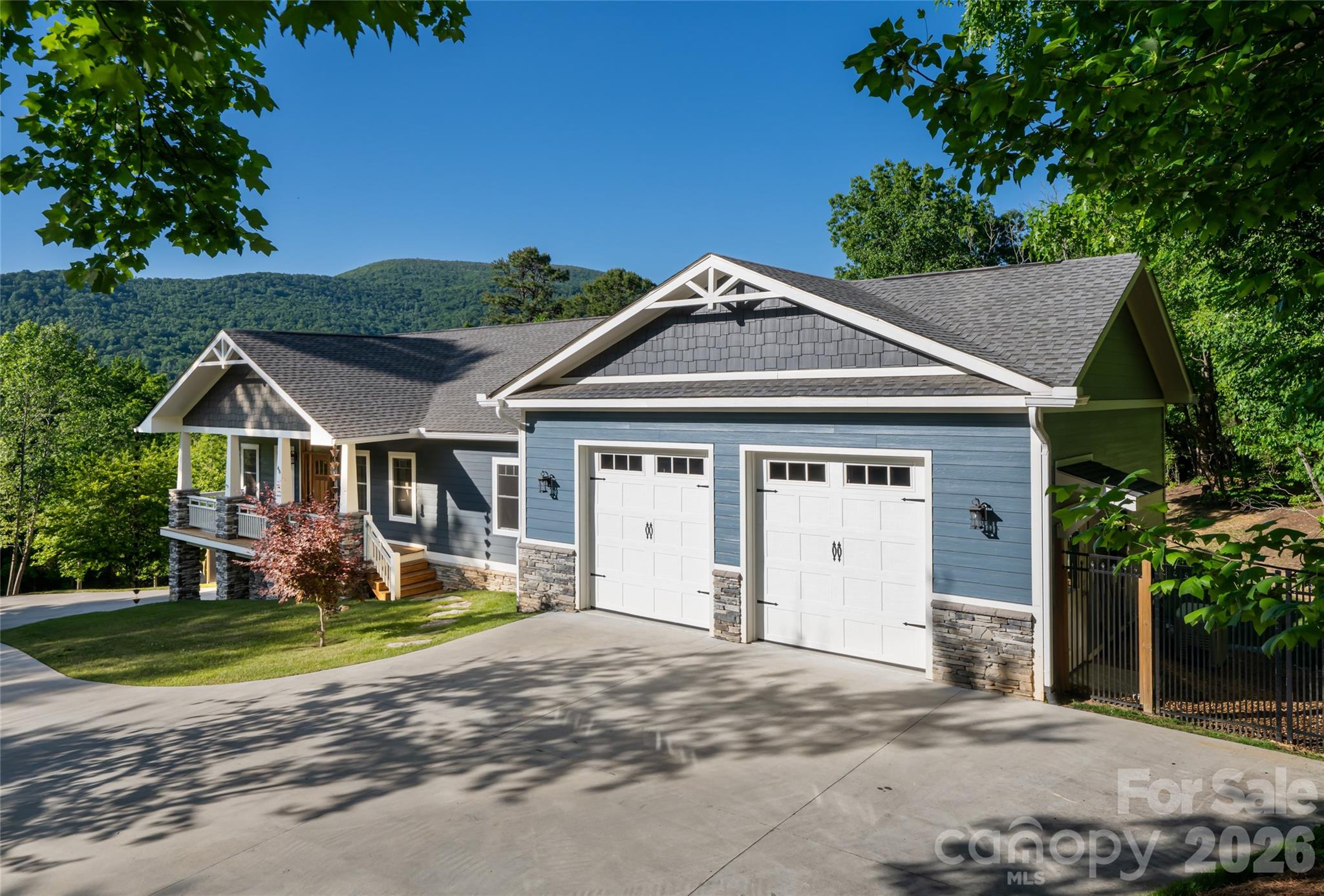 46 Nuthatch Court Fairview NC 28730