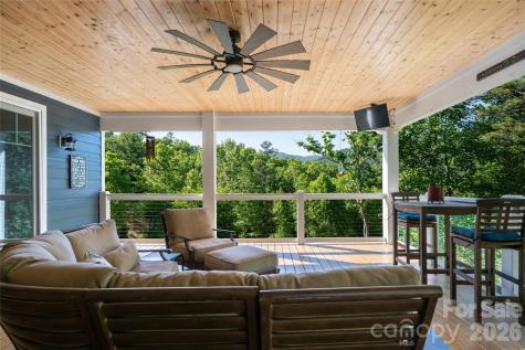 46 Nuthatch Court Fairview NC 28730