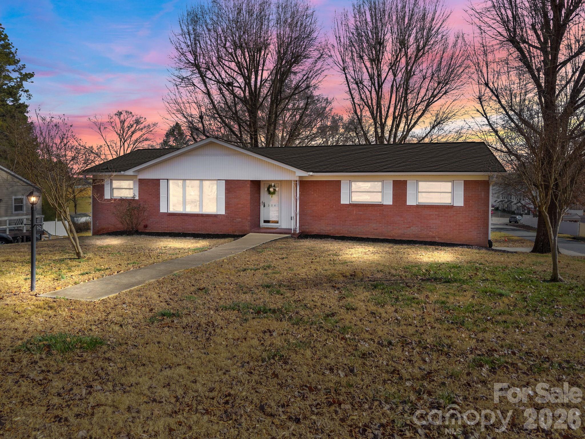304 E 2nd Street Oakboro NC 28129