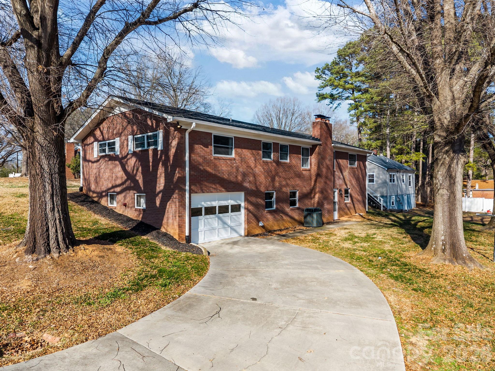 304 E 2nd Street Oakboro NC 28129