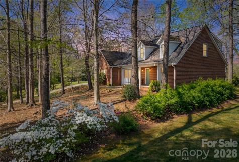1421 Windsor Street NE Lenoir NC 28645