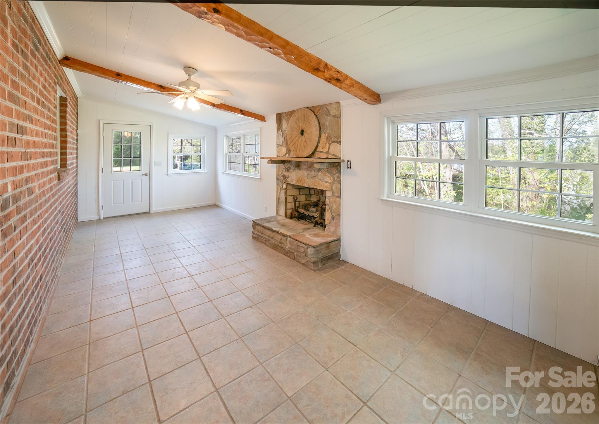 1421 Windsor Street NE Lenoir NC 28645