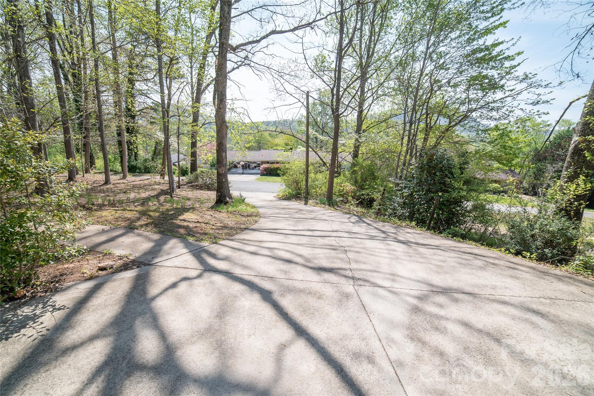 1421 Windsor Street NE Lenoir NC 28645