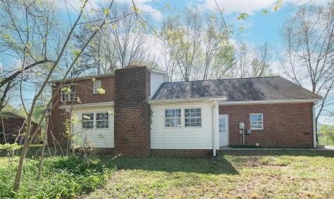 1421 Windsor Street NE Lenoir NC 28645