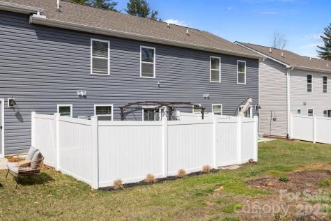 83 Malcolm Court Candler NC 28715