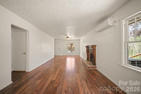 290 Hookers Gap Road Candler NC 28715