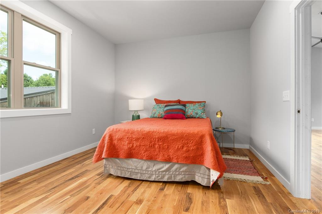 105 Tremont Street Asheville NC 28806