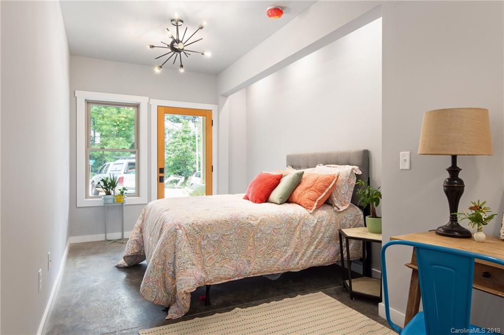 105 Tremont Street Asheville NC 28806