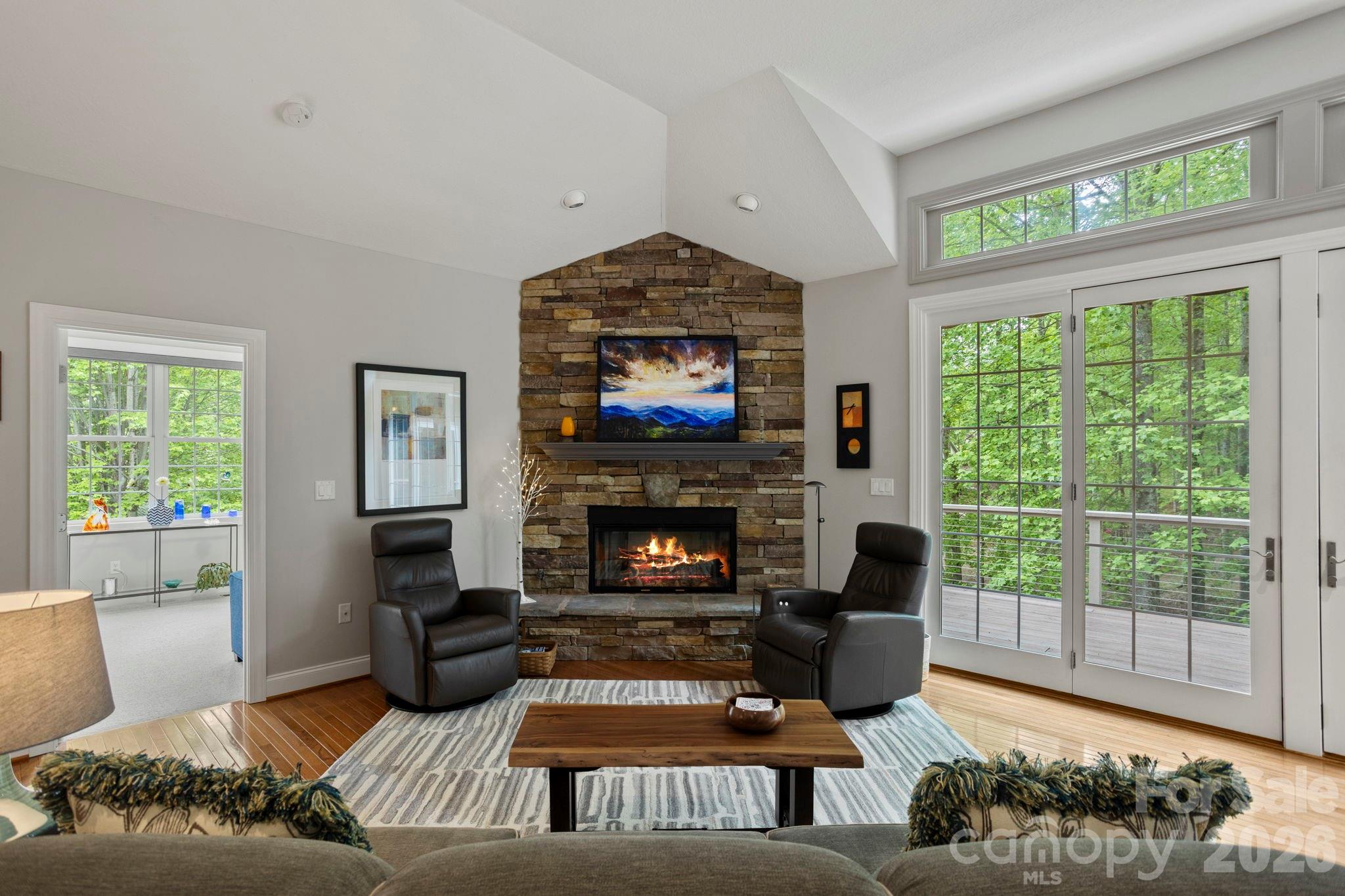 547 Pinnacle Peak Lane Flat Rock NC 28731