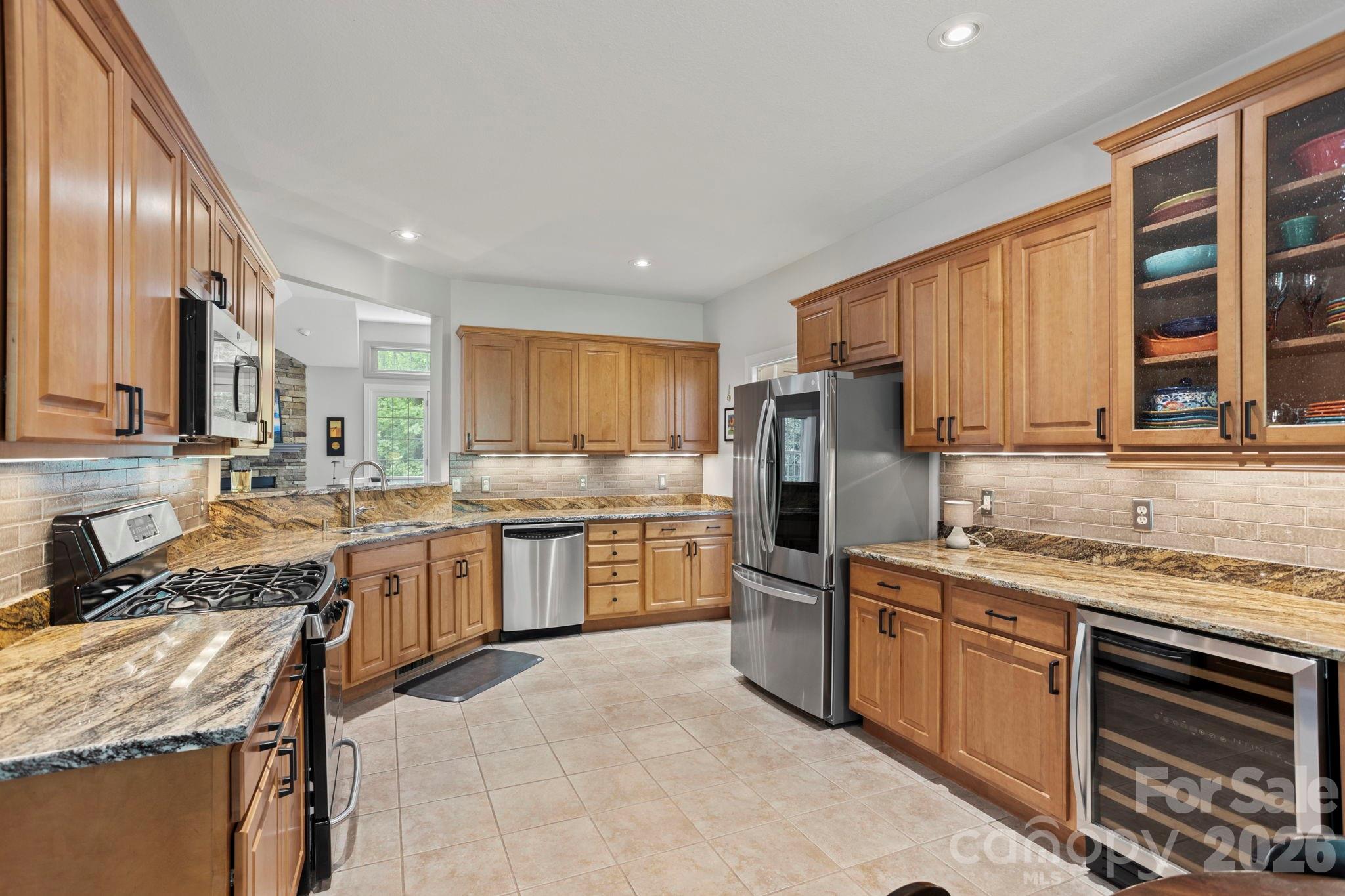 547 Pinnacle Peak Lane Flat Rock NC 28731