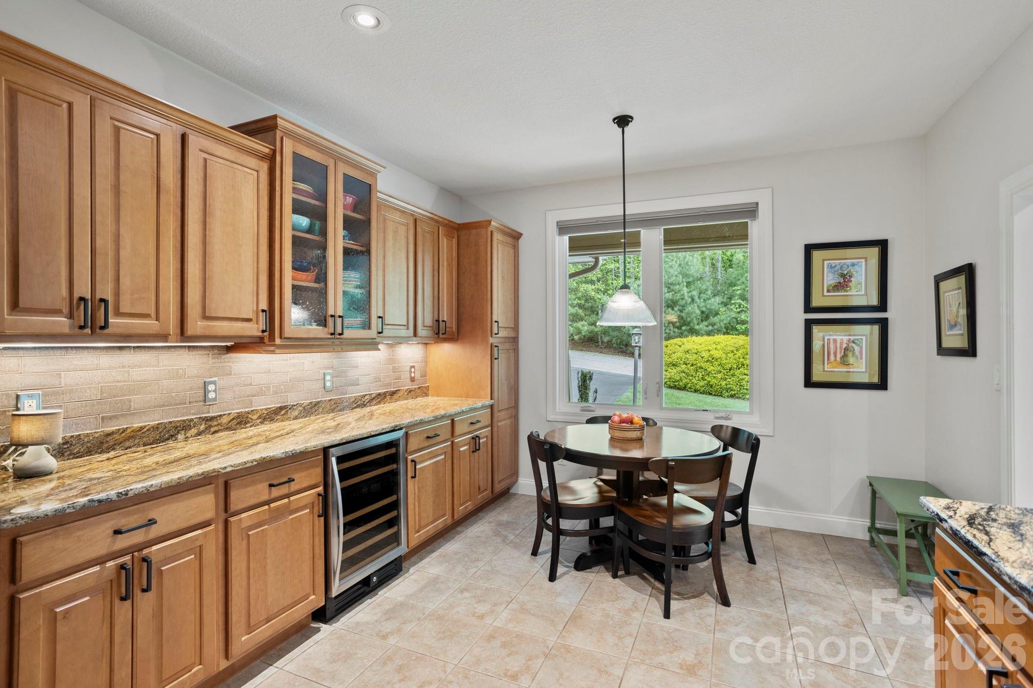 547 Pinnacle Peak Lane Flat Rock NC 28731