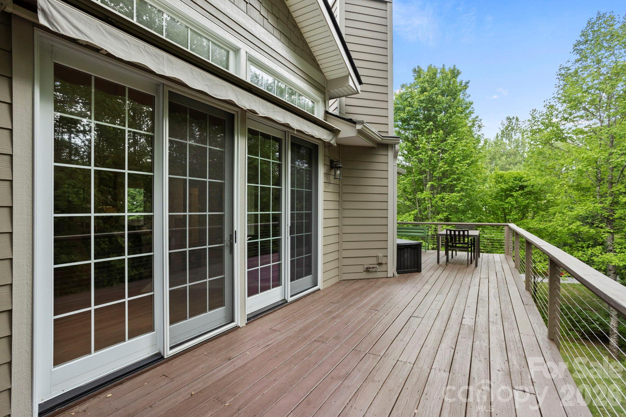 547 Pinnacle Peak Lane Flat Rock NC 28731
