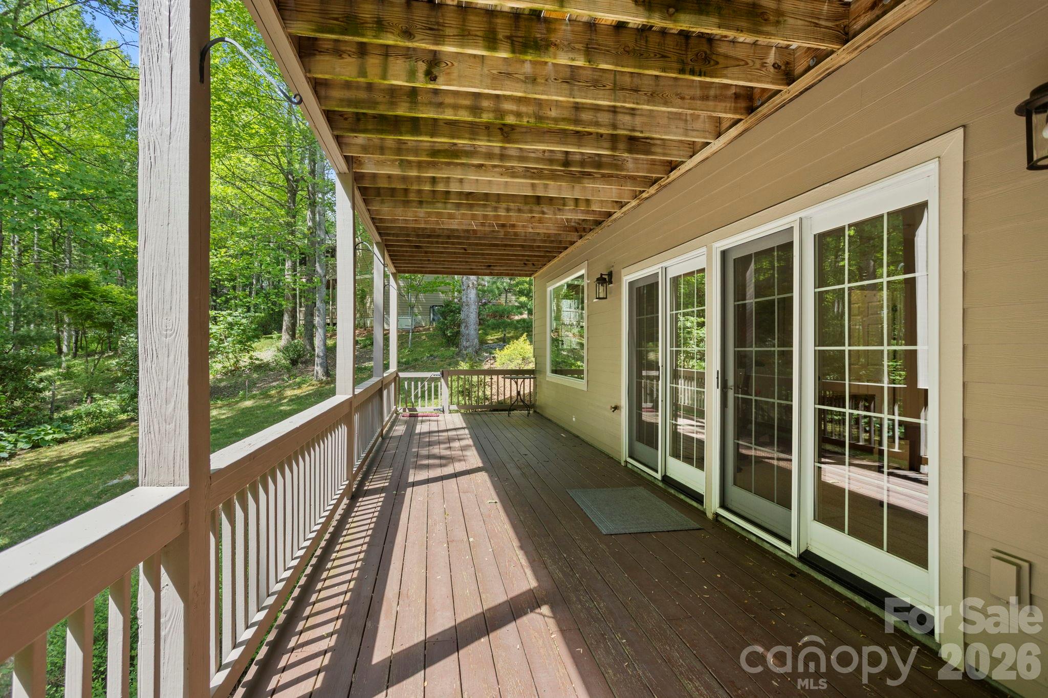547 Pinnacle Peak Lane Flat Rock NC 28731