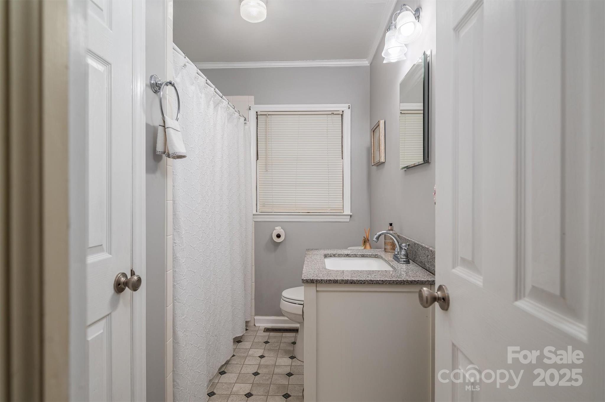 816 S Point Road Belmont NC 28012