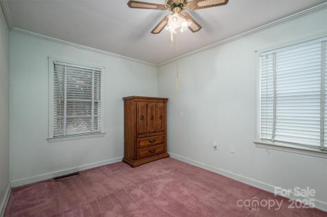 816 S Point Road Belmont NC 28012