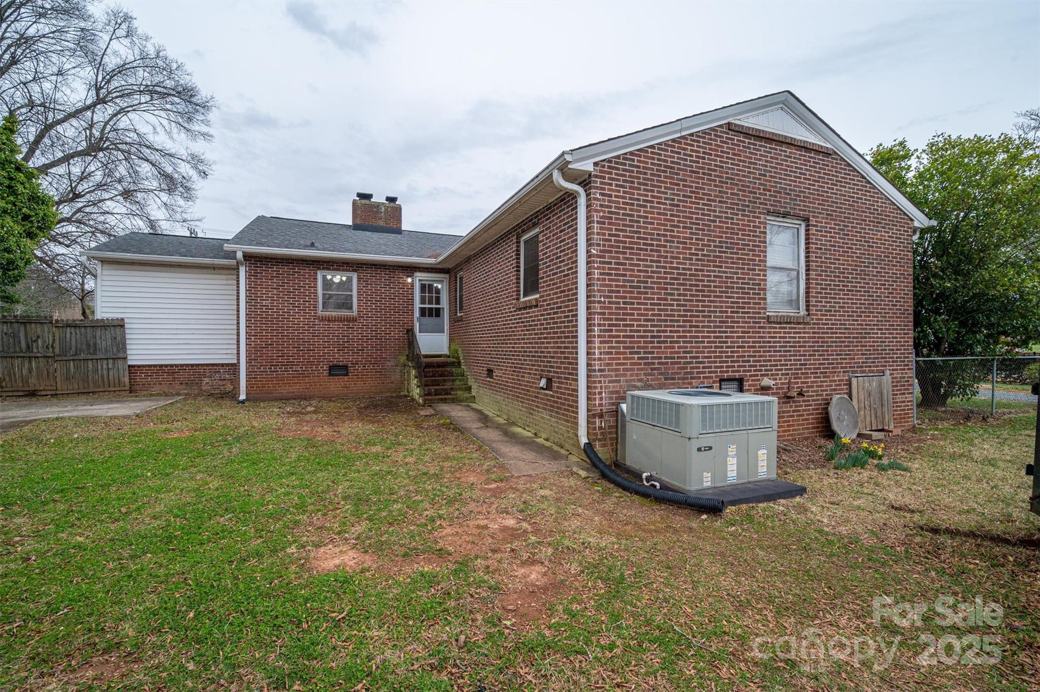 816 South Point Road Belmont NC 28012