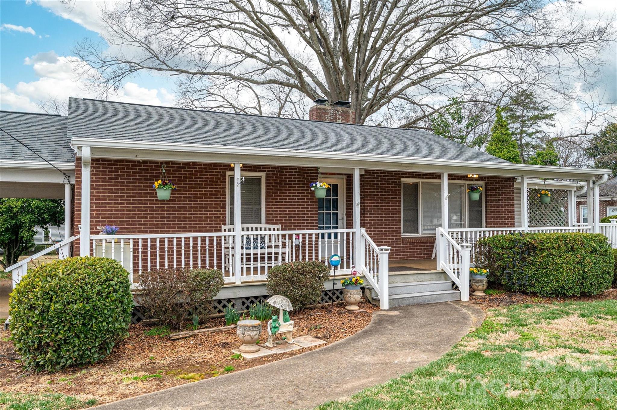 816 South Point Road Belmont NC 28012