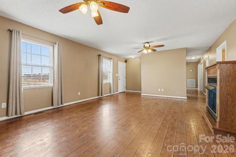 1976 Mcilwain Road Lancaster SC 29720