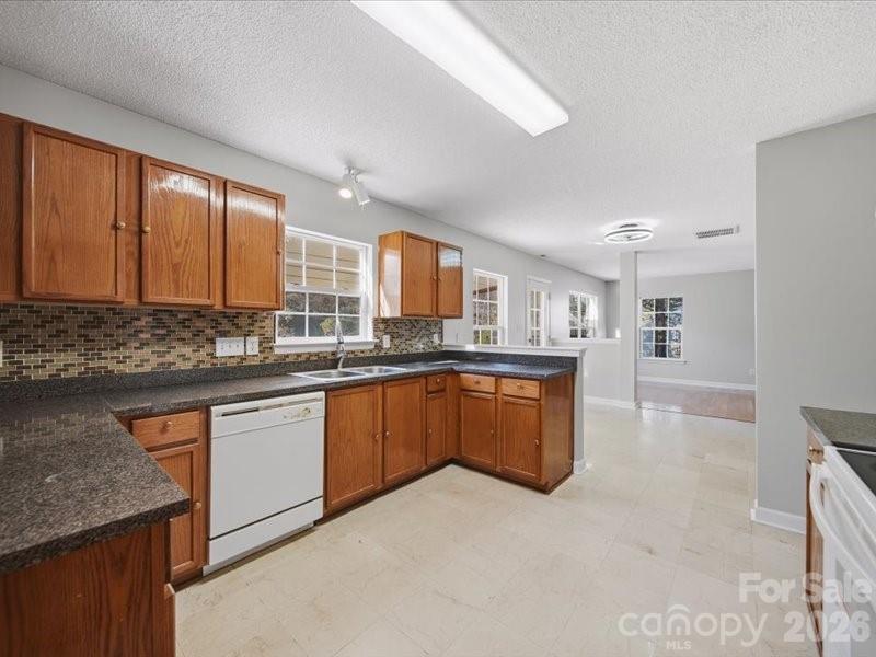 1968 8th Street Lane SE Hickory NC 28602