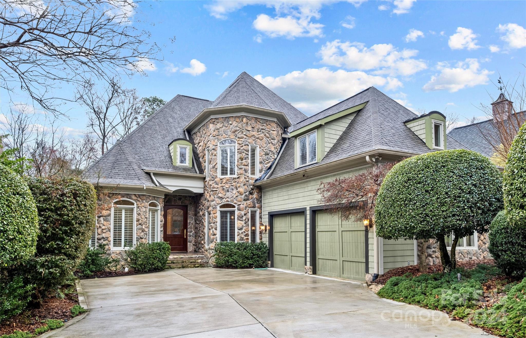 2241 Vauxhall Court Charlotte NC 28226